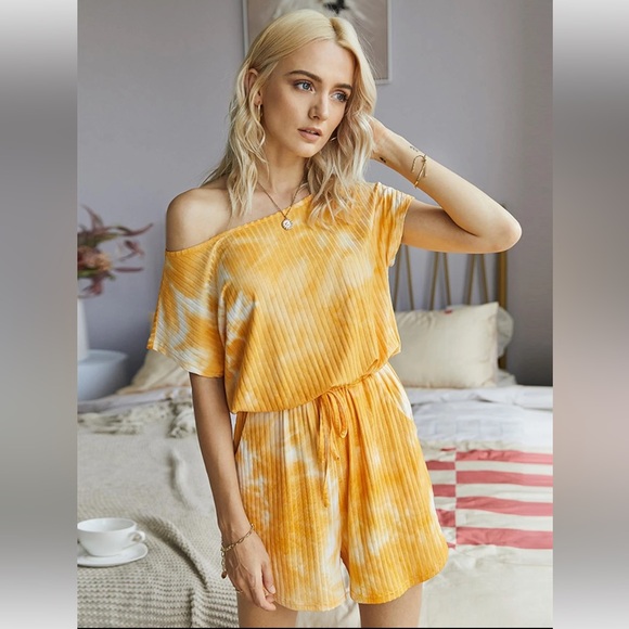 Yellow Romper- UK sizes: S (UK 10) M (UK 12) - Picture 1 of 1